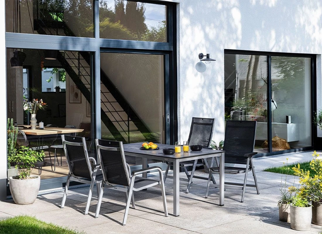 Kettler Basic+ Premium Klappsessel Aluminium/Textilene Silber/Lakritz 4 Kettler Basic+ Premium Klappsessel Aluminium/Textilene Silber/Lakritz - Image 4