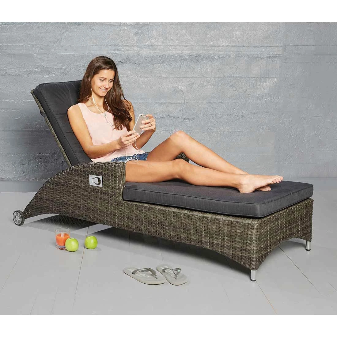 LC Garden Barcelona Gartenliege Geflecht/Polyester Grau Mix/Schwarz 2 LC Garden Barcelona Gartenliege Geflecht/Polyester Grau Mix/Schwarz - Image 2