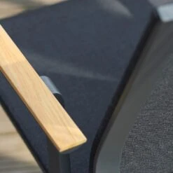 Solpuri Soul Stapelsessel Aluminium/Textilene/Teak Anthrazit/Coal -Gartenmöbel Verkauf solpuri soul stapelsessel aluminium textilene teak 1465665 3