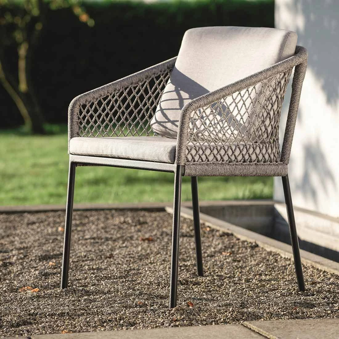 Stern Odea Diningsessel Aluminium/Rope Inkl. Kissen Schwarz Matt/Salt 7 Stern Odea Diningsessel Aluminium/Rope Inkl. Kissen Schwarz Matt/Salt - Image 7