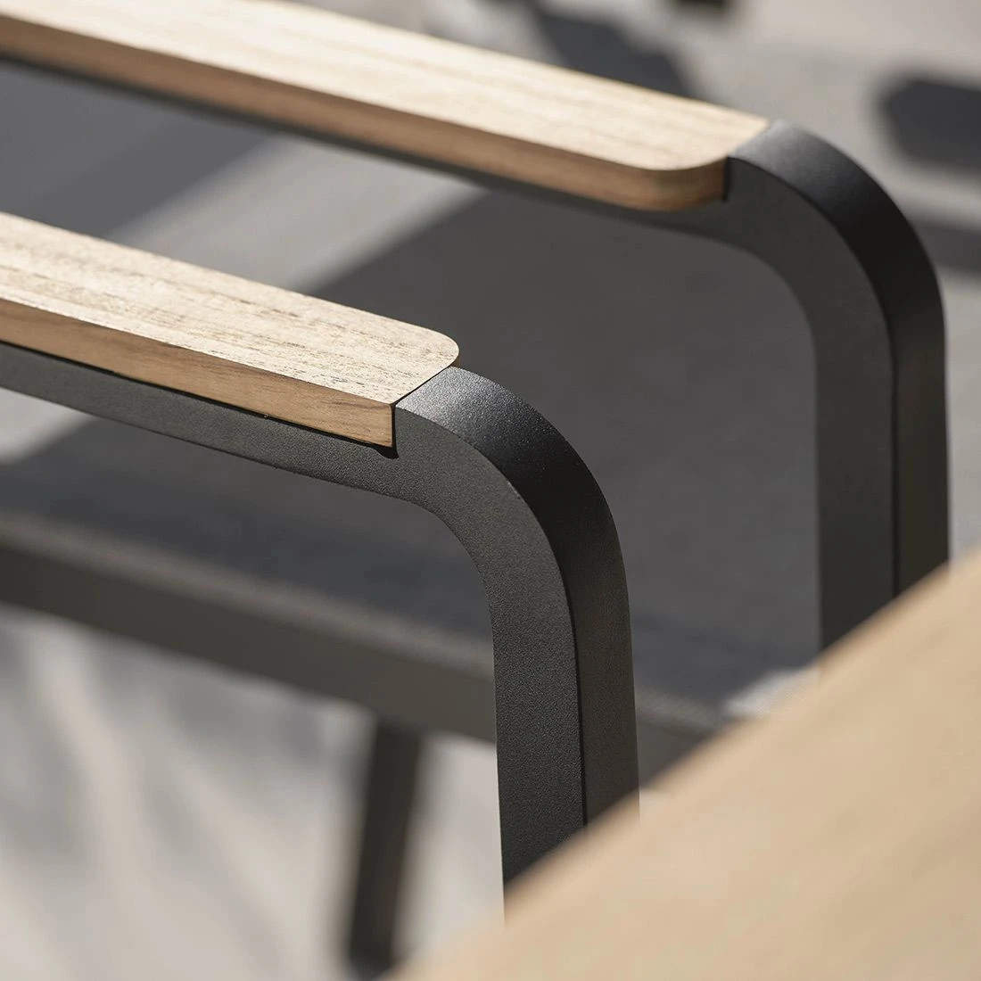 Stern Tilo Dining Stapelsessel Aluminium/Textilene Schwarz Matt/Leinen Grau 11 Stern Tilo Dining Stapelsessel Aluminium/Textilene Schwarz Matt/Leinen Grau - Image 11